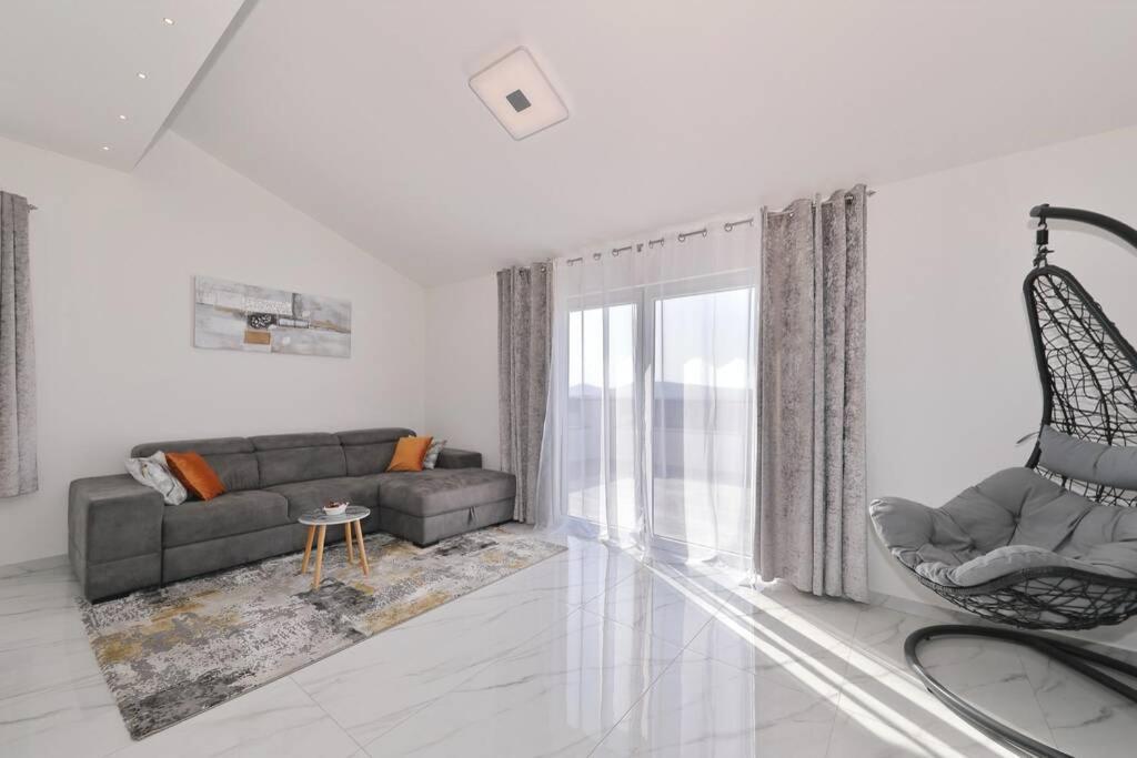 Apartman Chiara Galovac  Bagian luar foto