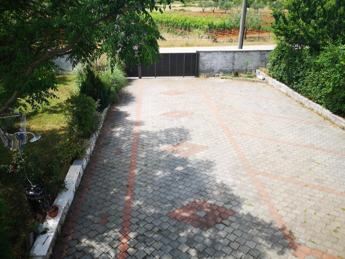 Apartman Chiara Galovac  Bagian luar foto